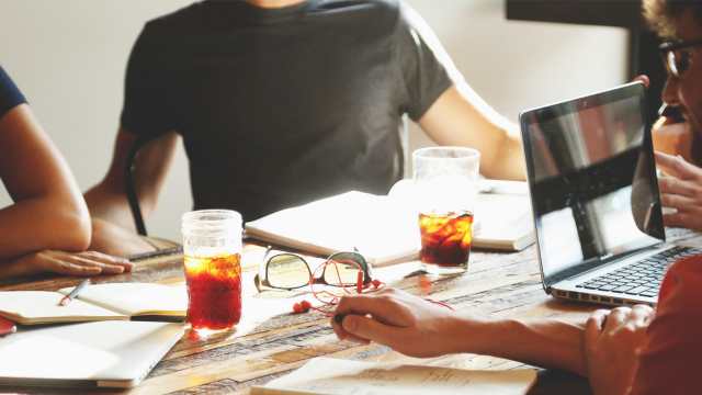 Мы нуждаемся друг в друге!