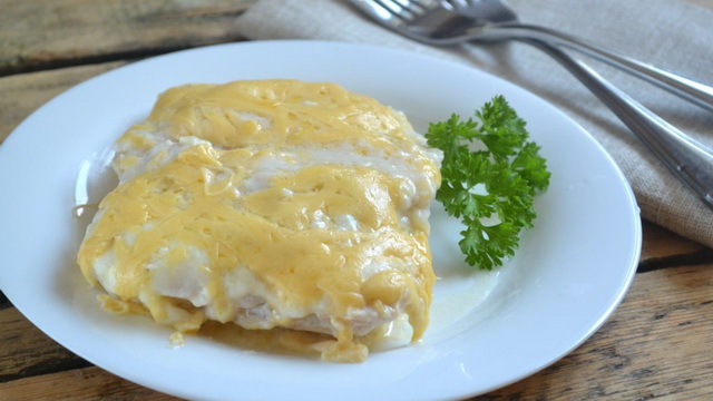 Нежная рыбка под соусом «Бешамель»