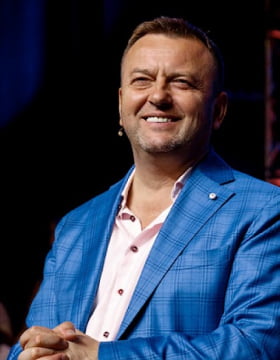 Дмитрий Шатров