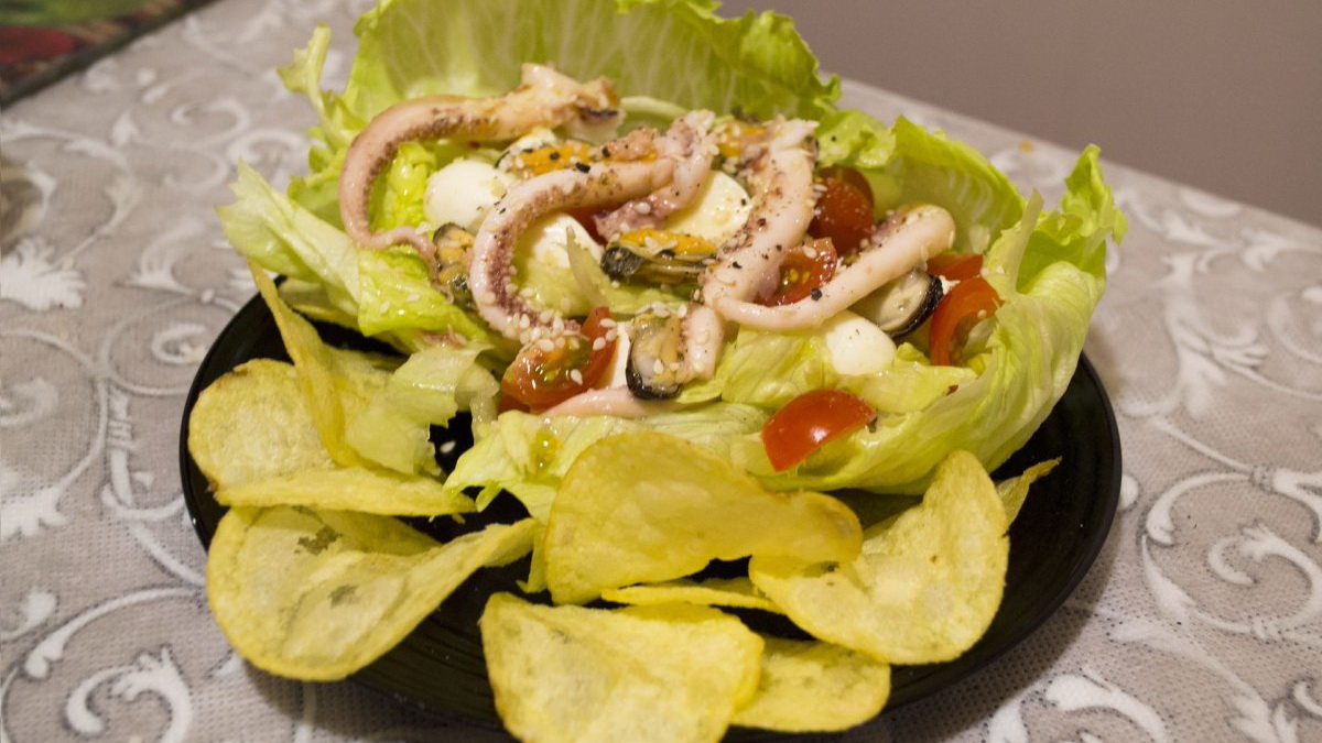 Салат «Жемчужина моря»