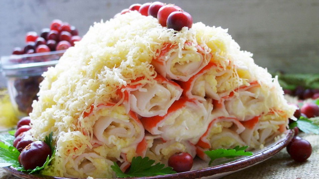 Салат «Монастырская изба»